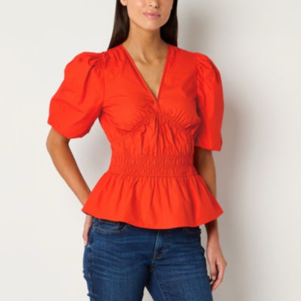 Tinseltown Womens V Neck Short Sleeve Blouse nwt